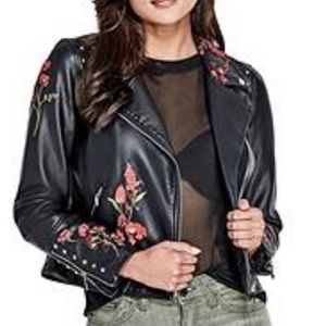 Guess jacket with broderie 💫